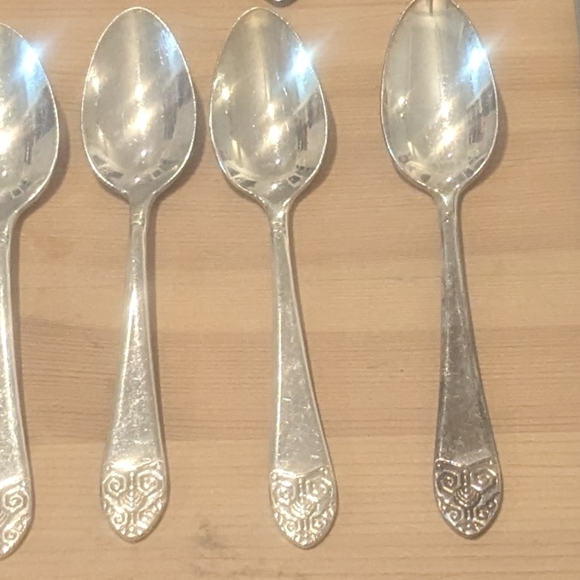 Waldorf Astoria Flatware Bundle - Picture 3 of 12